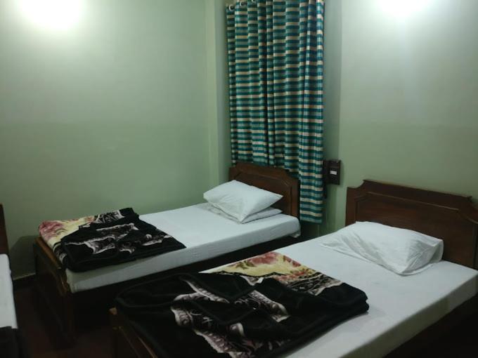 Al Rehman Hotel لاهور المظهر الخارجي الصورة